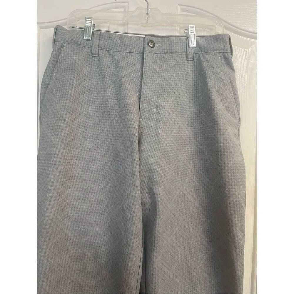 Adidas Men's Beige Check Pattern Relaxed Golf Khaki Pants Size 32 X 32